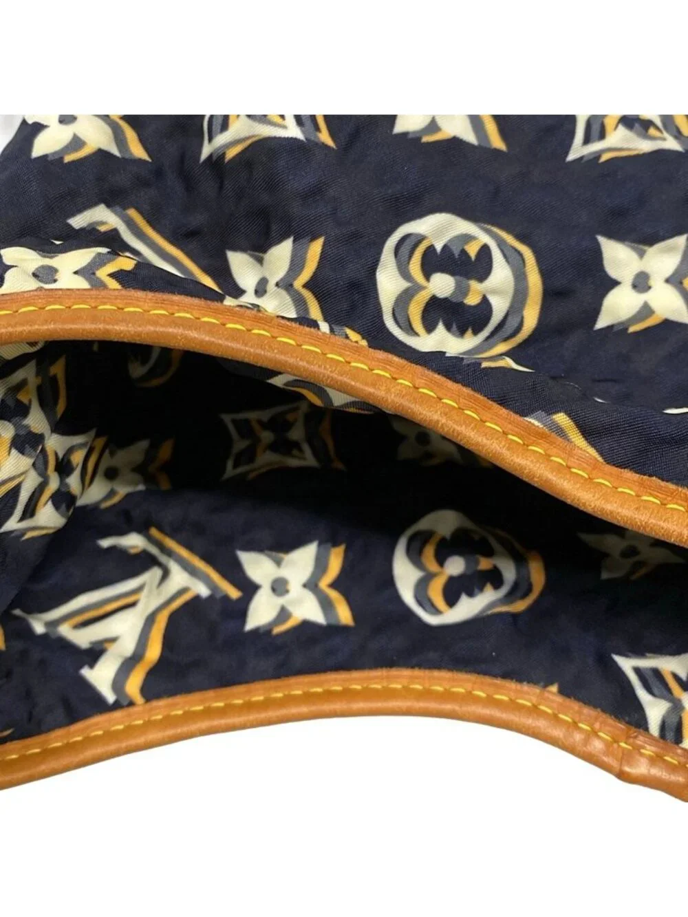 Louis Vuitton Handbag Collection Line Bulle MM Marine